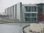 25095 Silhouettes at river Spree near Reichstag.jpg